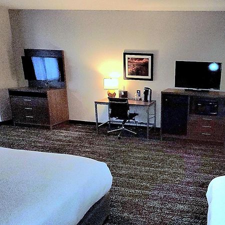 Best Western Plus Coachella Valley Inn & Suites Катідрал-Сіті Екстер'єр фото