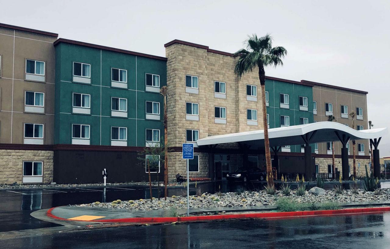 Best Western Plus Coachella Valley Inn & Suites Катідрал-Сіті Екстер'єр фото