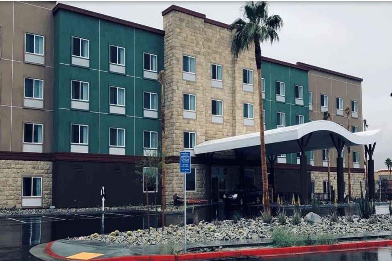 Best Western Plus Coachella Valley Inn & Suites Катідрал-Сіті Екстер'єр фото